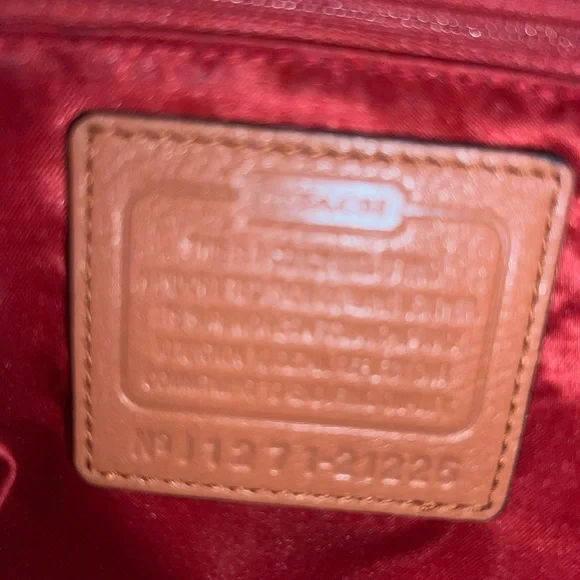 Coach Tan Leather Women's Bag - Picture 5 of 9